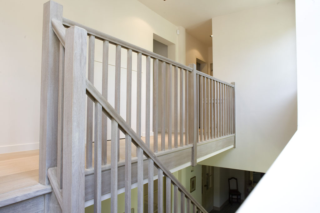 Cottage/Oak Staircase in country style
