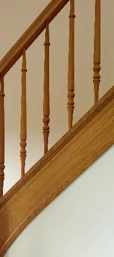 Klassieke Houten Kwartdraaitrap