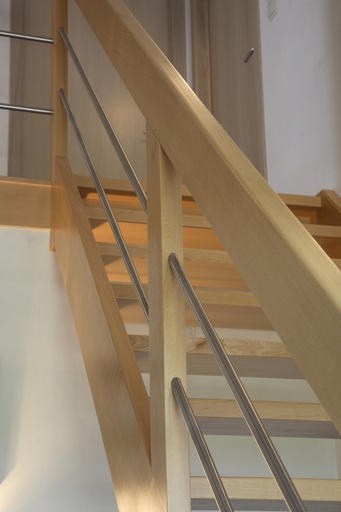Straight Contemporary Staircase