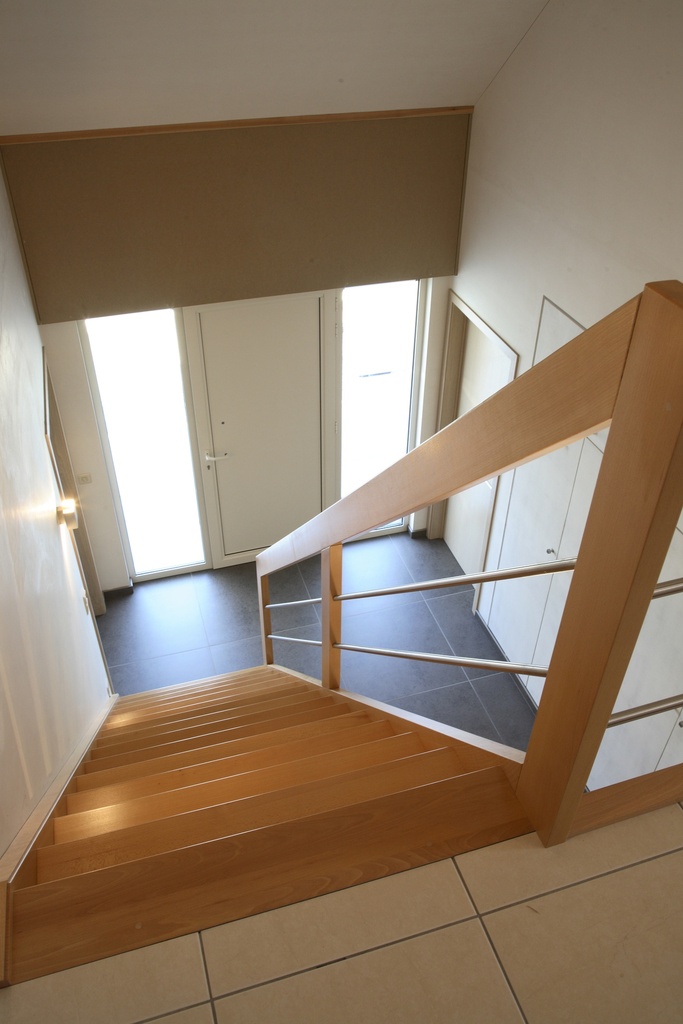 Escalier droit contemporain