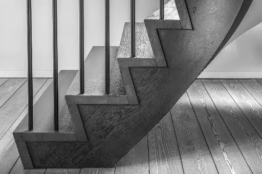 Z-trap met metalen balustrade