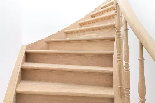Eiken Trap met klassiek balustrade