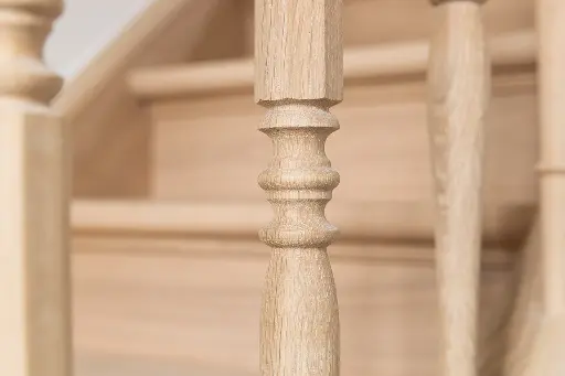 Eiken Trap met klassiek balustrade