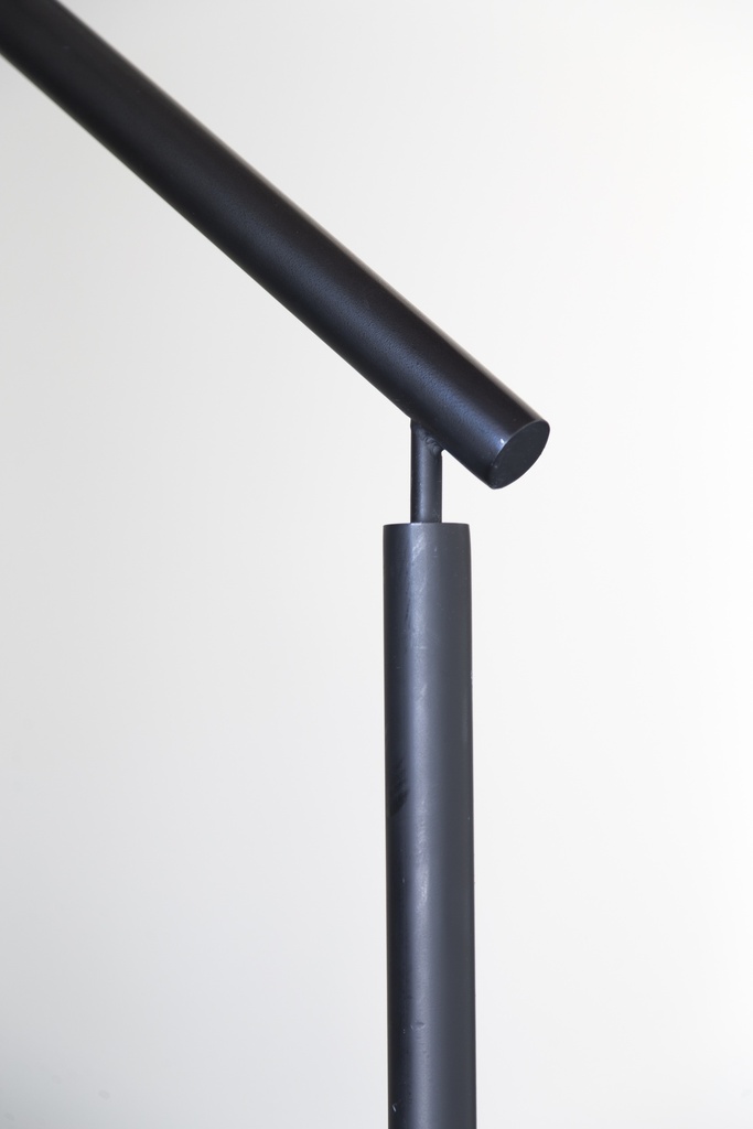 Dubbele kwartdraai trap zwart geschilderd (Montenaken) (83)