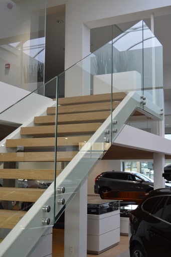 Design Trap met Bordes voor Volvo