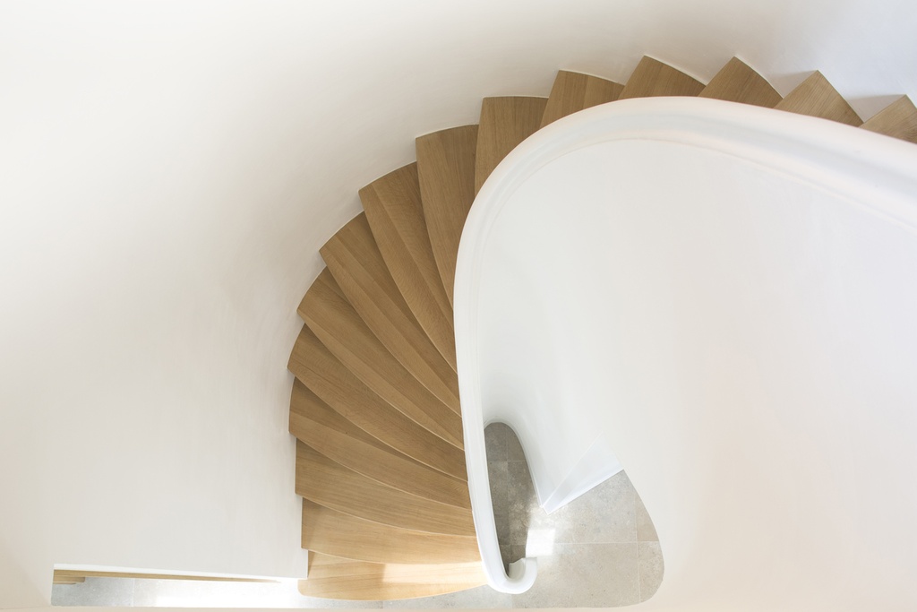 Oak classic staircase