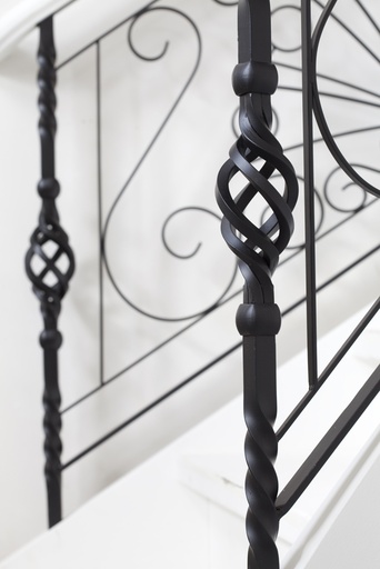 Trap met sierbalustrade