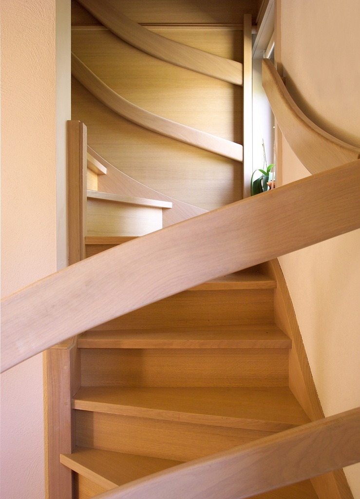 Escalier fermé double quart tournant standard