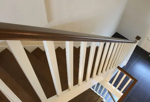 Witte Trap met Kwartdraai
