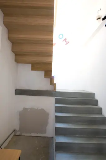Zwevende Houten Draaitrap