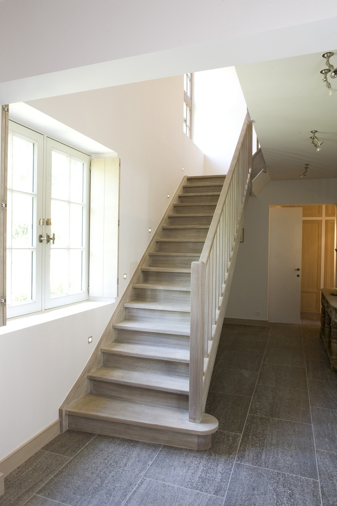 Cottage/Oak Staircase in country style