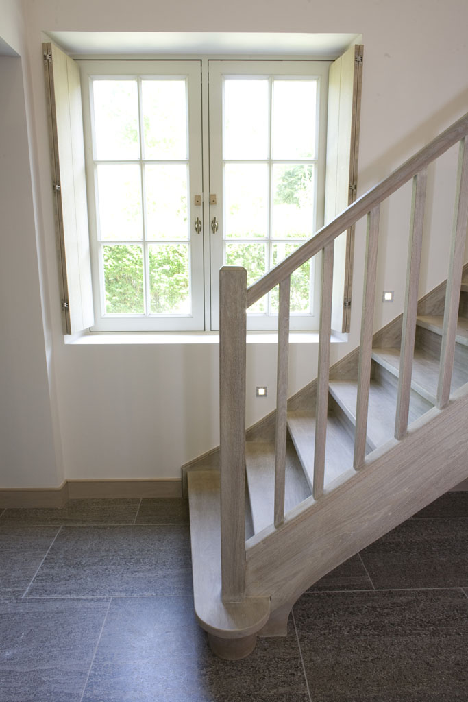 Cottage/Oak Staircase in country style