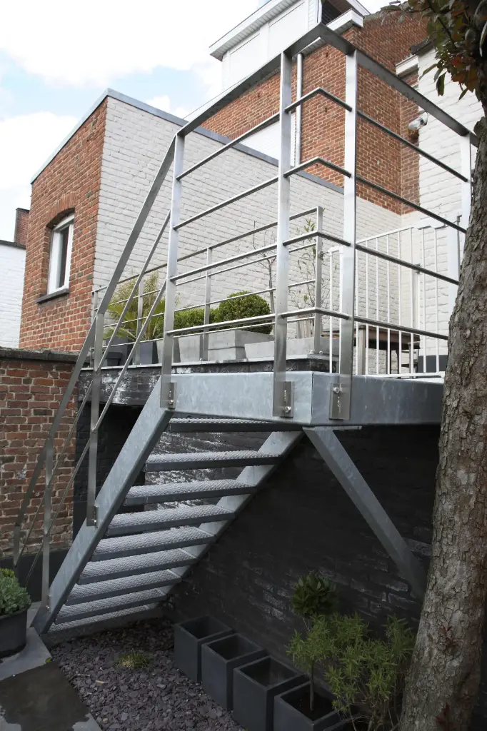 Gegalvaniseerde Trap met Inox Balustrade