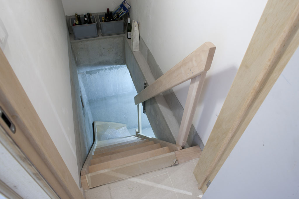 Escalier de cave quart tournant ouvert, hêtre 2e choix