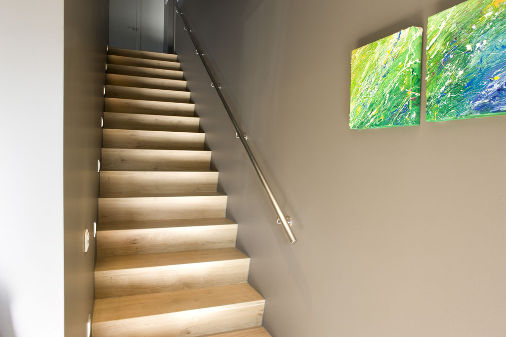 Escalier en Z entièrement entre murs