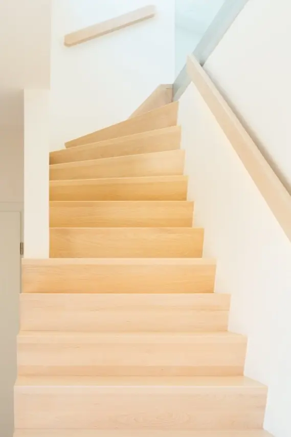 Escalier quart tournant en forme de Z