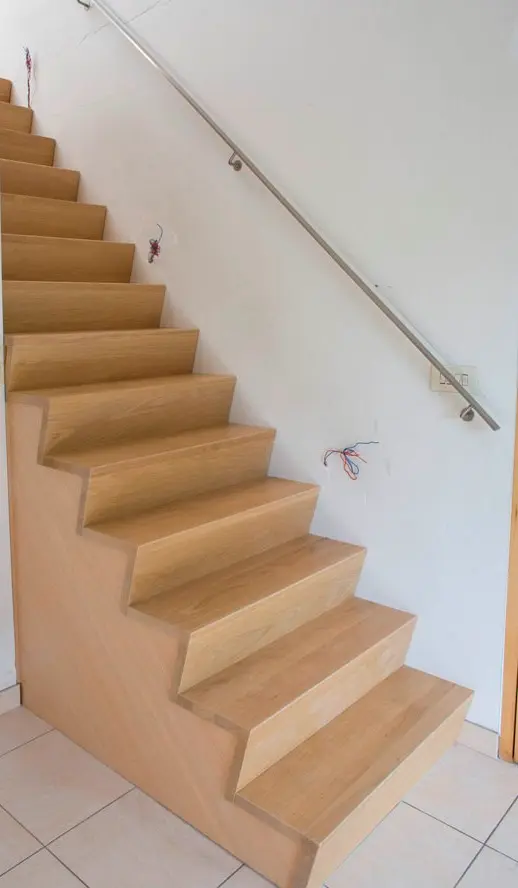 Escalier Droit en Bois en Z