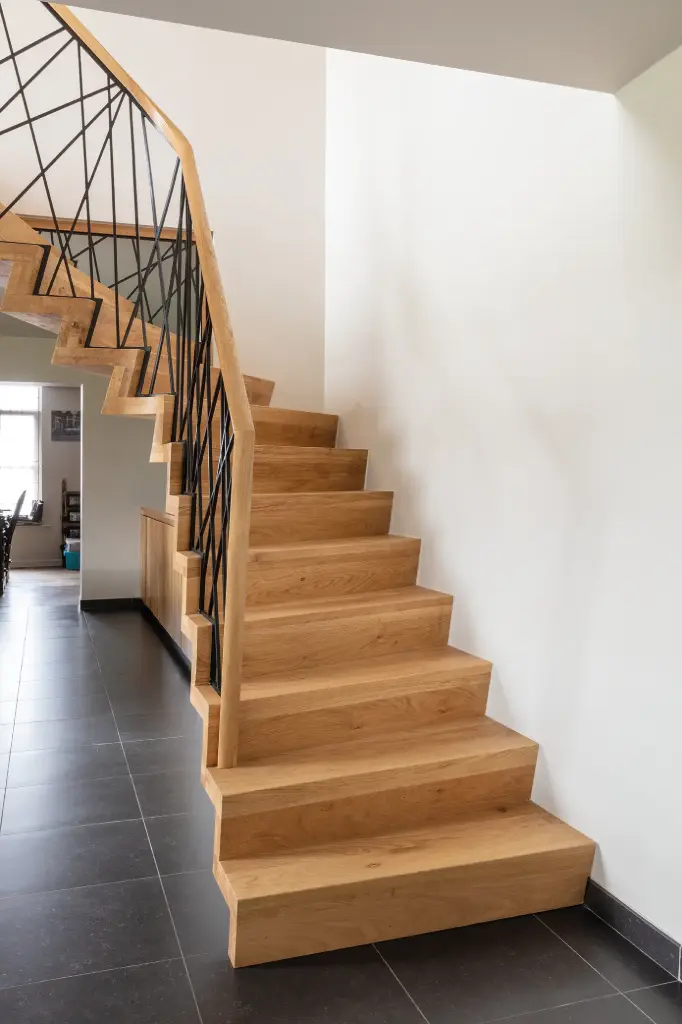 Houten Z-Trap (3082)