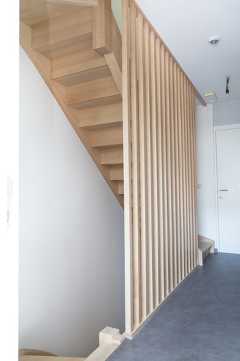 [1084] Escalier RF30 avec Garde-corps Continu